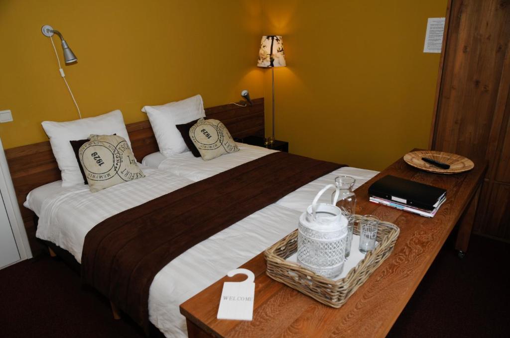 Hotel Restaurant It Posthus Birdaard Экстерьер фото